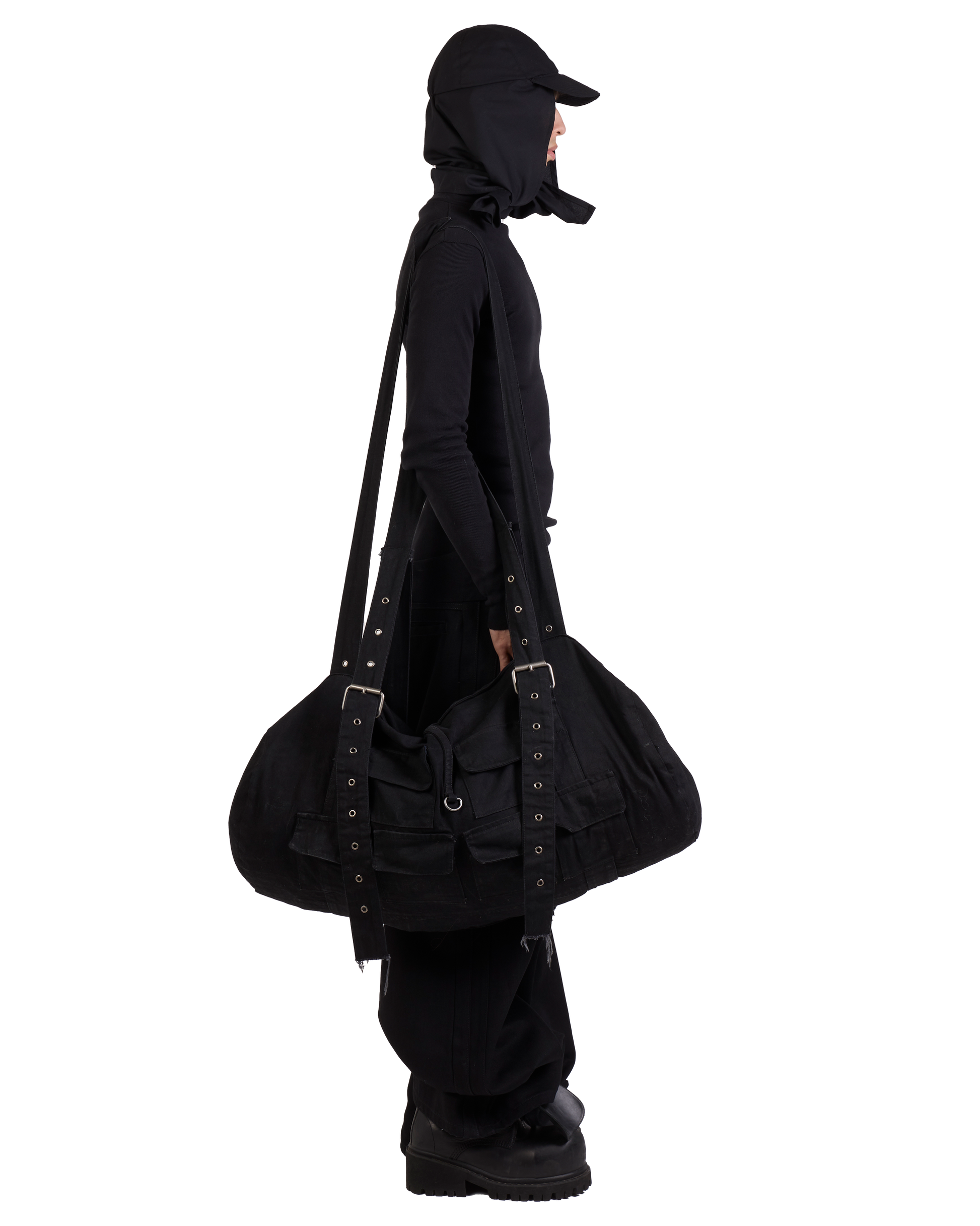 UTILITY CARGO DUFFLE BAG