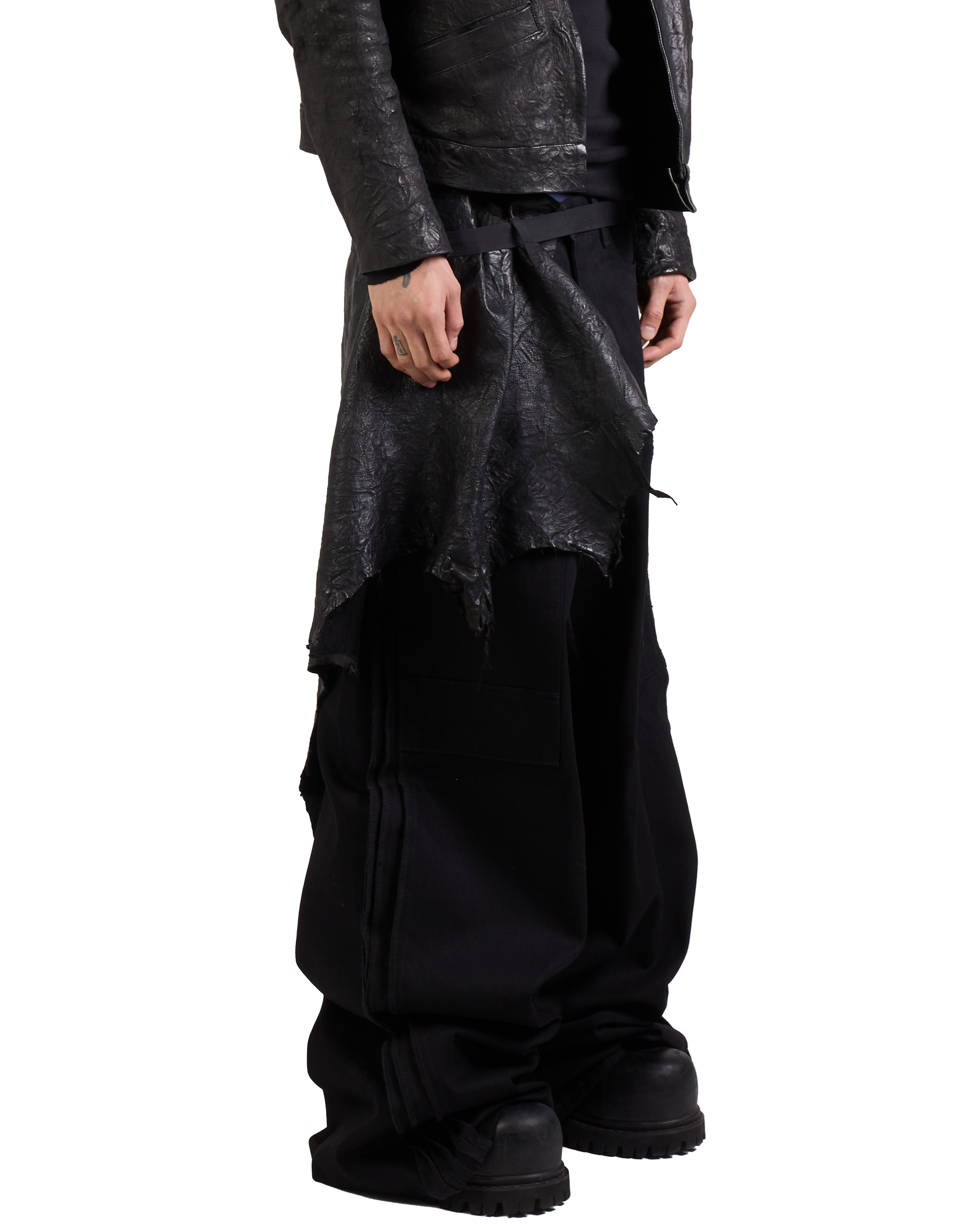 LEATHER HALF SKIRT